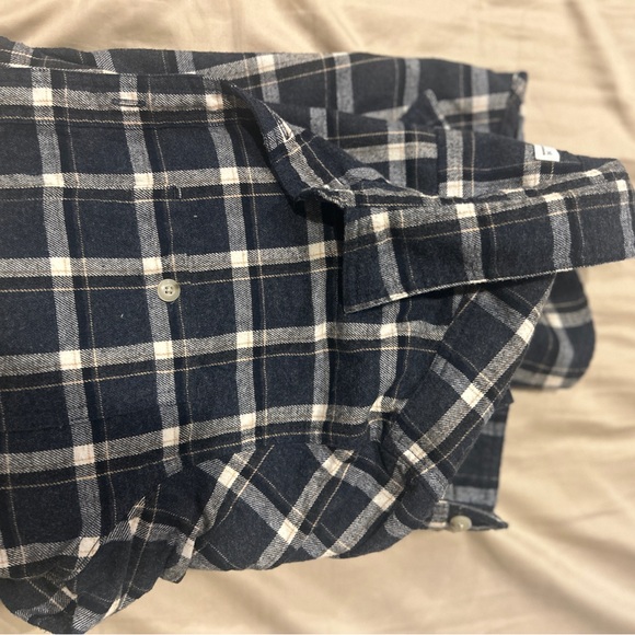 Men’s flannels - Picture 5 of 5
